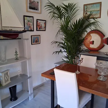 Domaine Du Preconil Сент-Максим